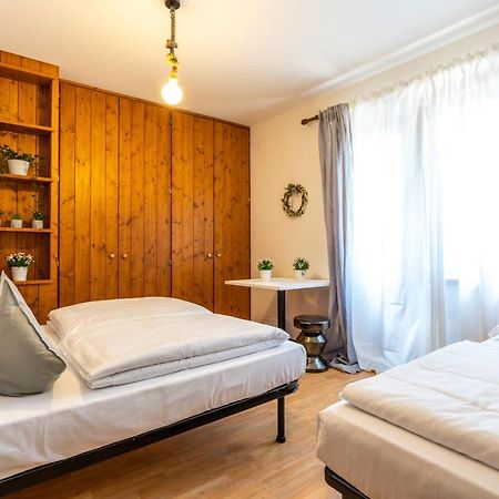 Hotel Sleep In Venzone Extérieur photo