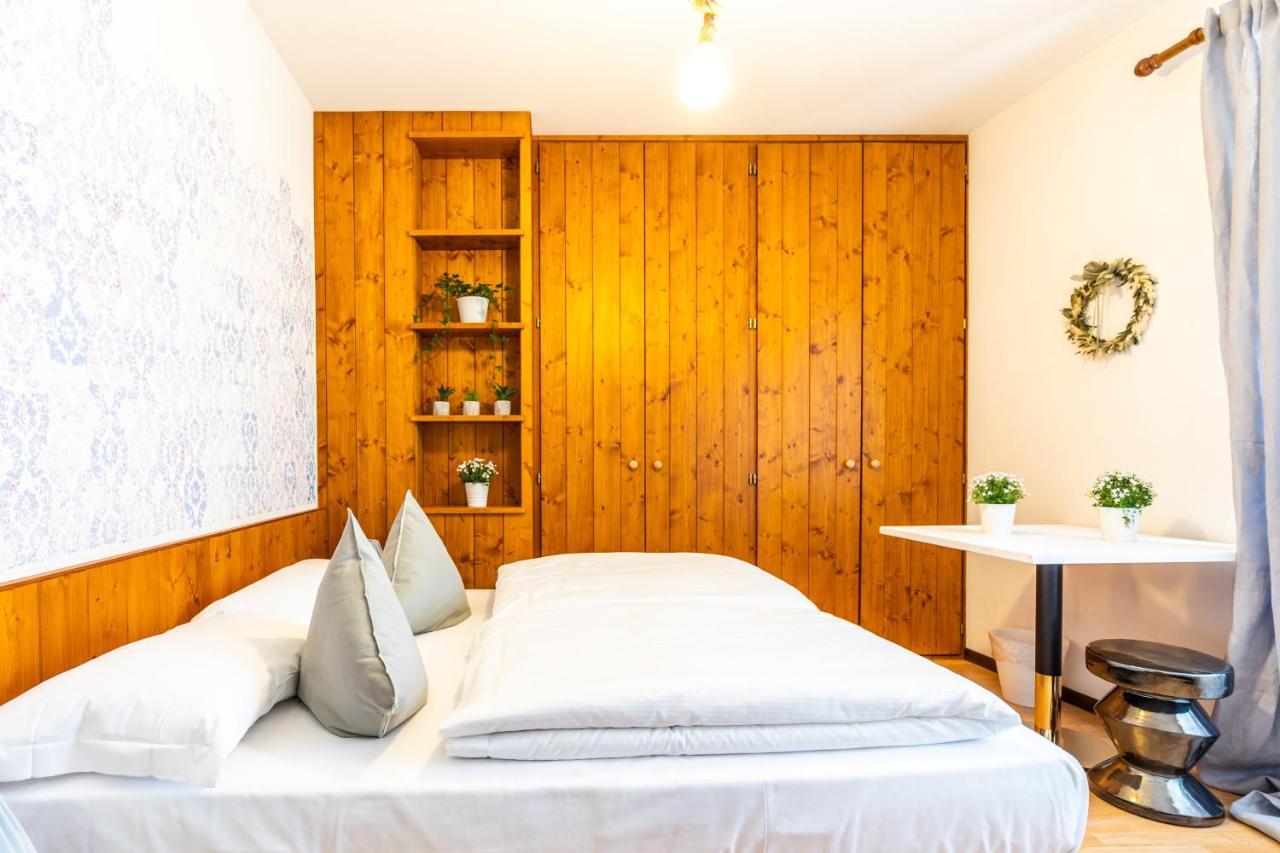 Hotel Sleep In Venzone Extérieur photo