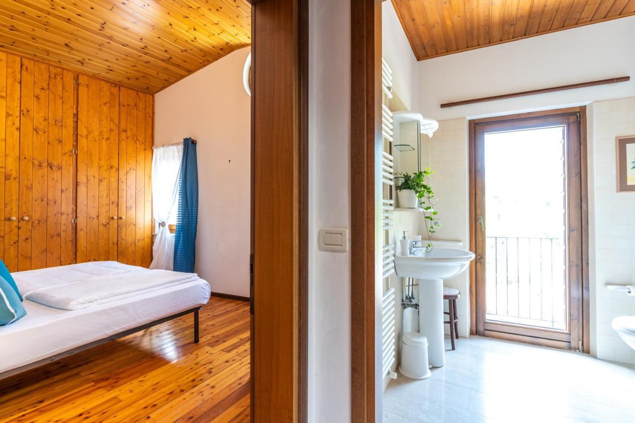 Hotel Sleep In Venzone Extérieur photo