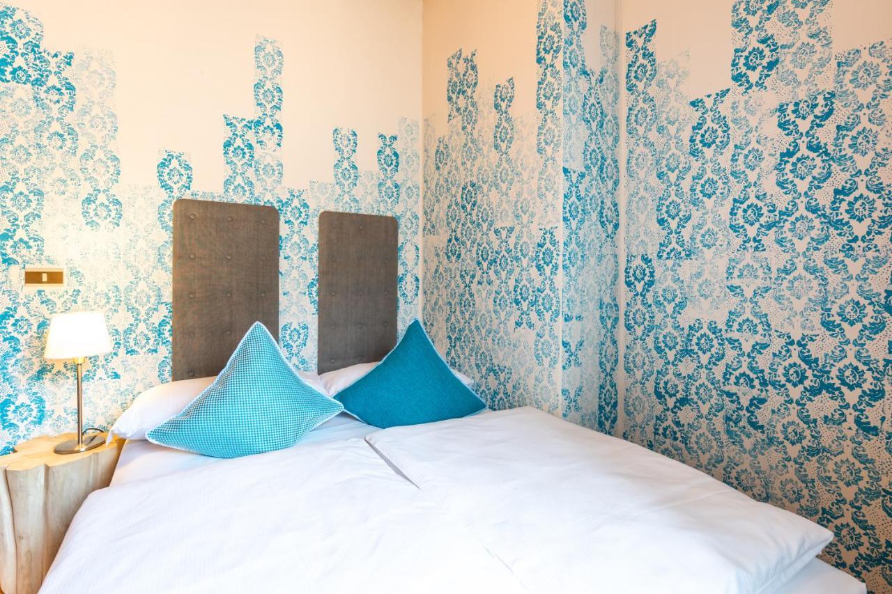 Hotel Sleep In Venzone Extérieur photo